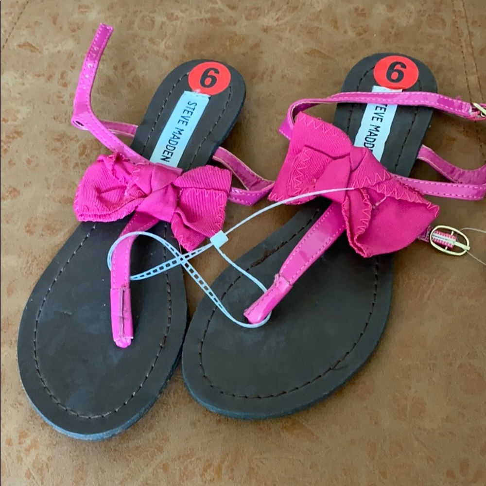 Steve Madden Pink Bow Sandals Size 6